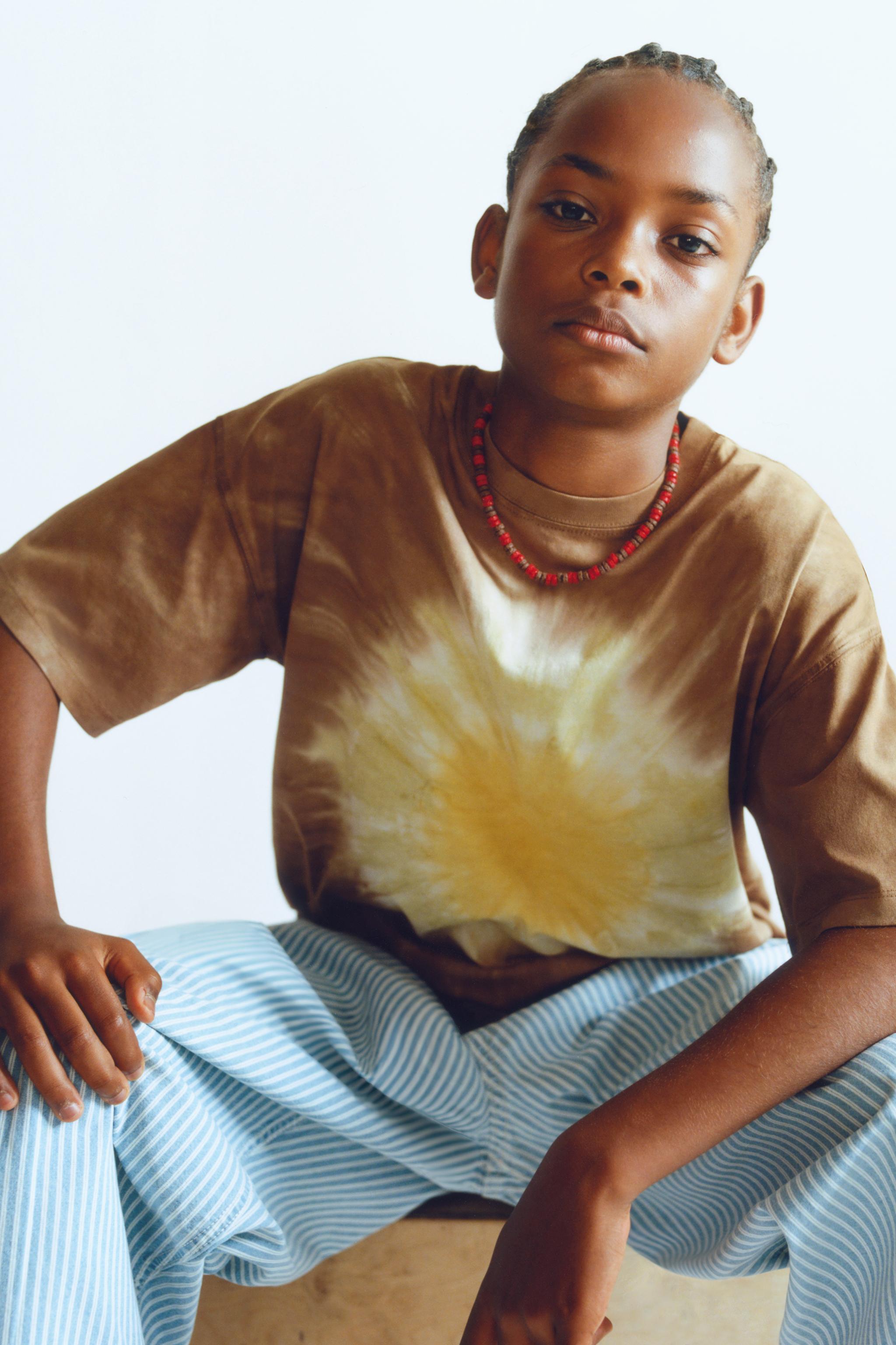 T-SHIRT TIE DYE